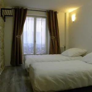 Hotel Grand De Clermont, Parijs